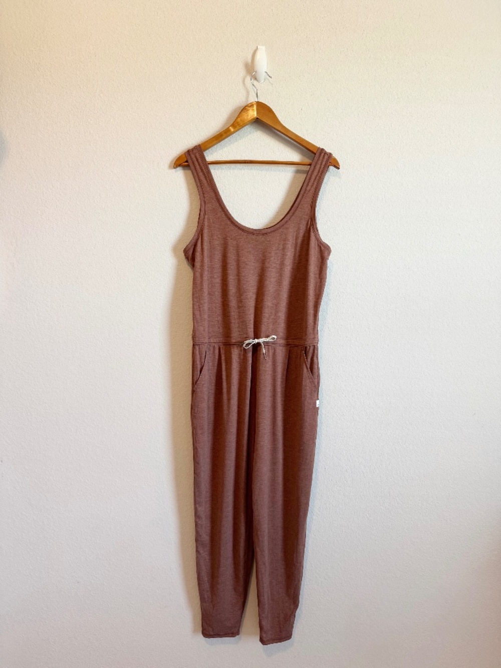 Vuori Women's Lux Terracotta Heather Harem Jumpsuit Size Medium